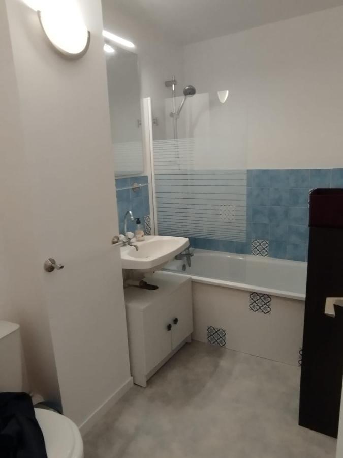 Cottage A 2 Mn A Pied De La Mer Merville-Franceville-Plage Exterior foto
